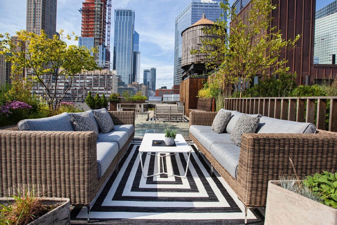 What It’s Like to be a Neighborhood Showroom Host