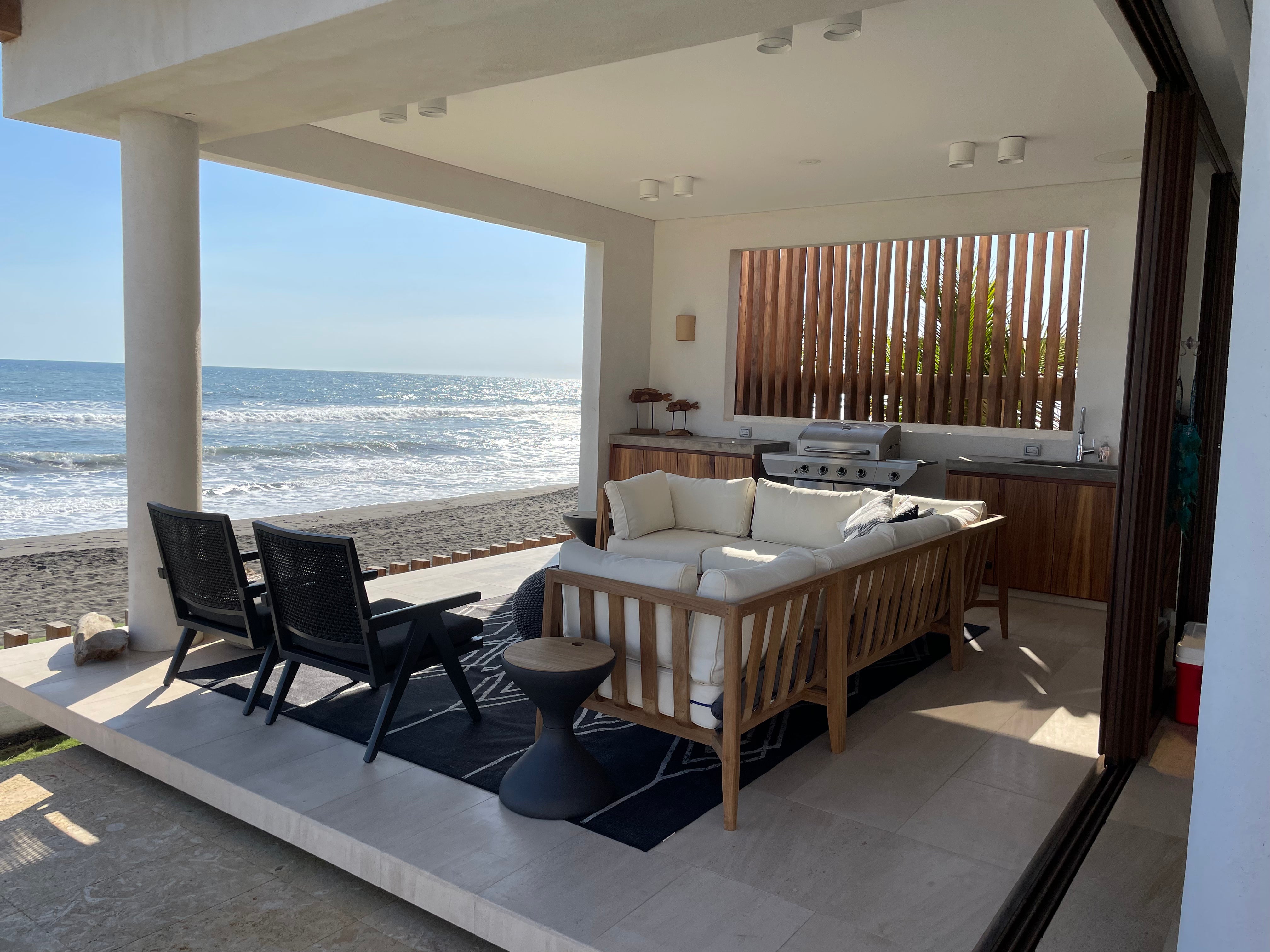 Beautiful Nighttime Lighting Ideas for Outdoor Dining