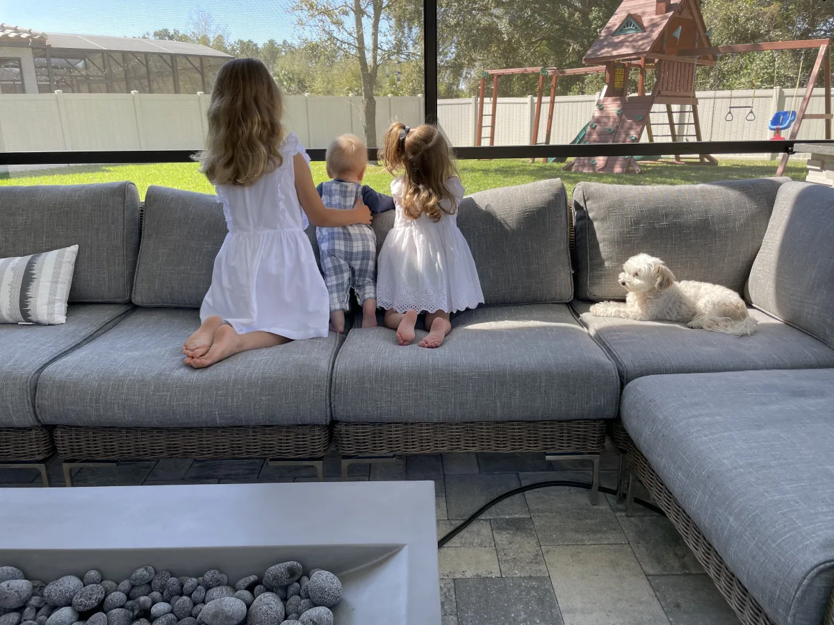 Low-Smoke Fire Pit Seating Clearance Design Principles