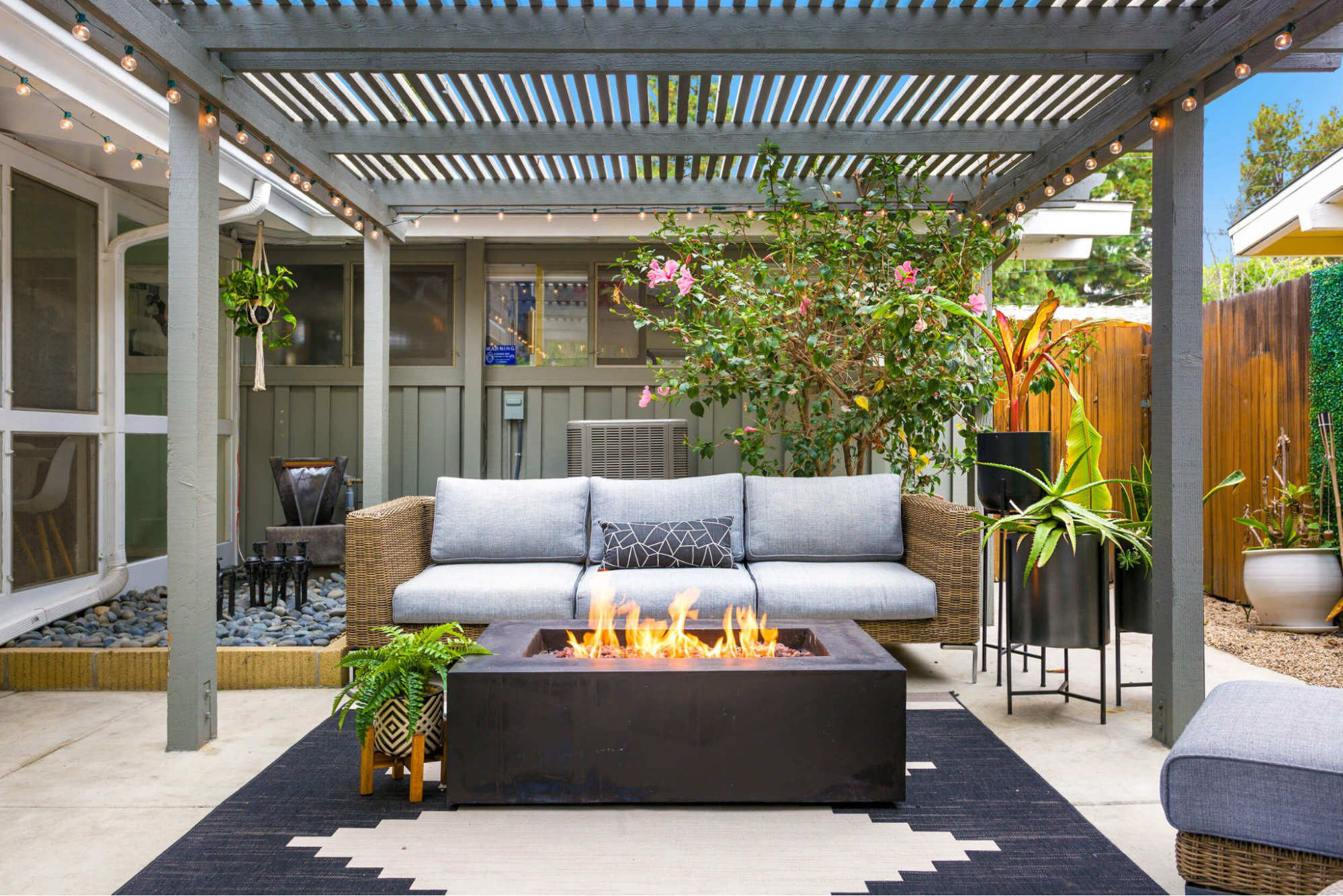 Patio Furniture Buying Guide: 12 Tips For Choosing The Best Pieces