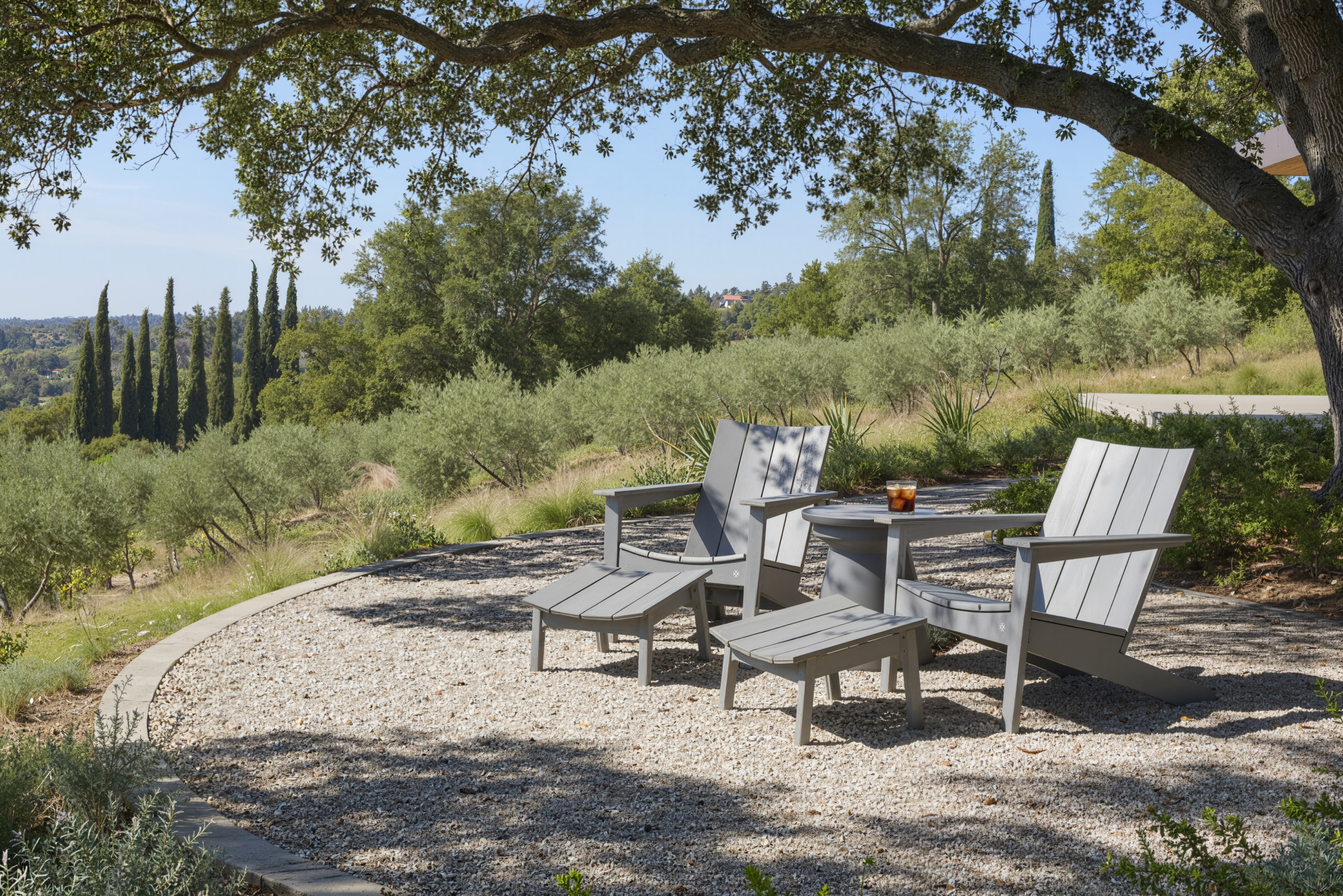 Family-Friendly Outdoor Dining Extension Hardware Guide