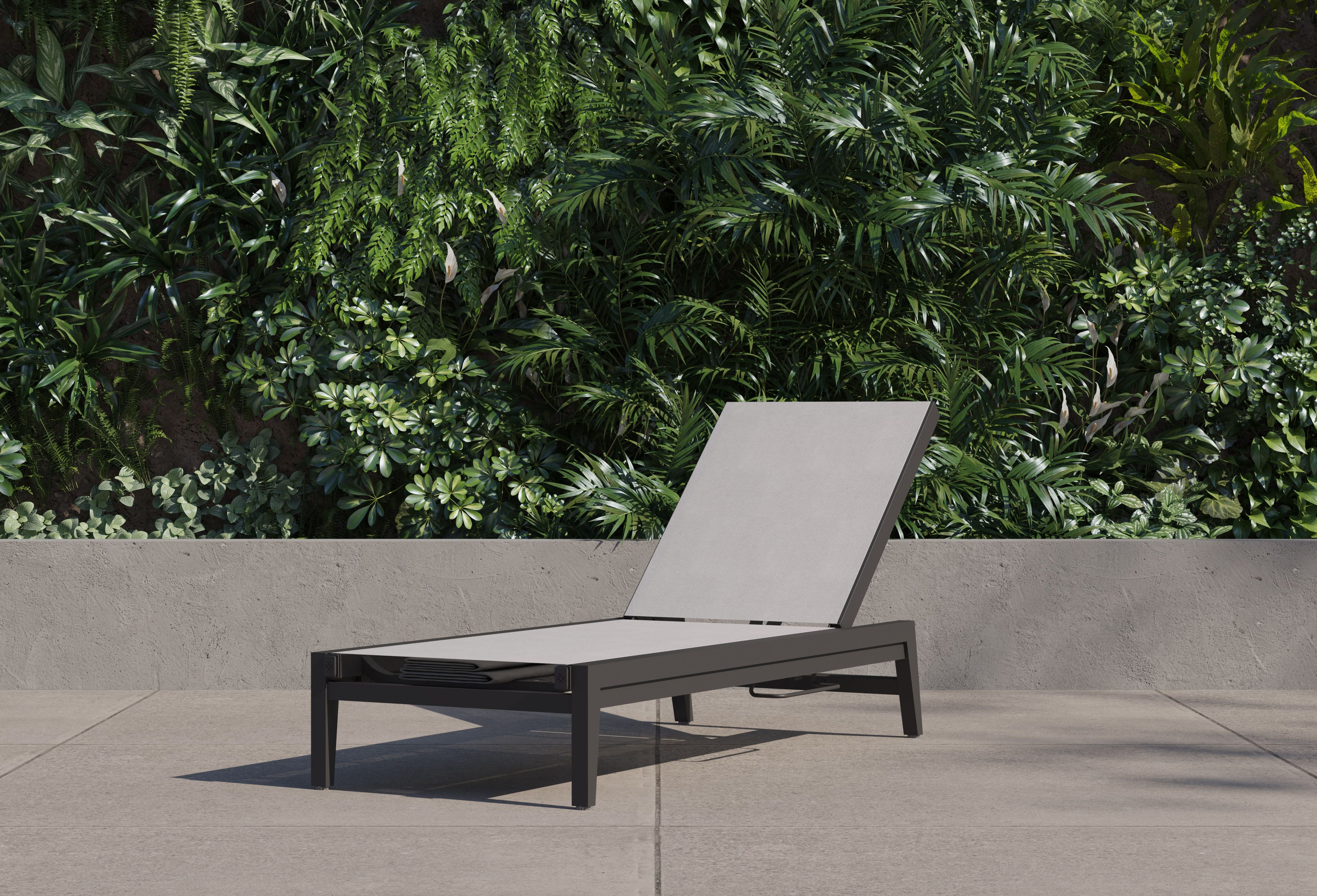 Aluminum Outdoor Infinity Chaise Lounge