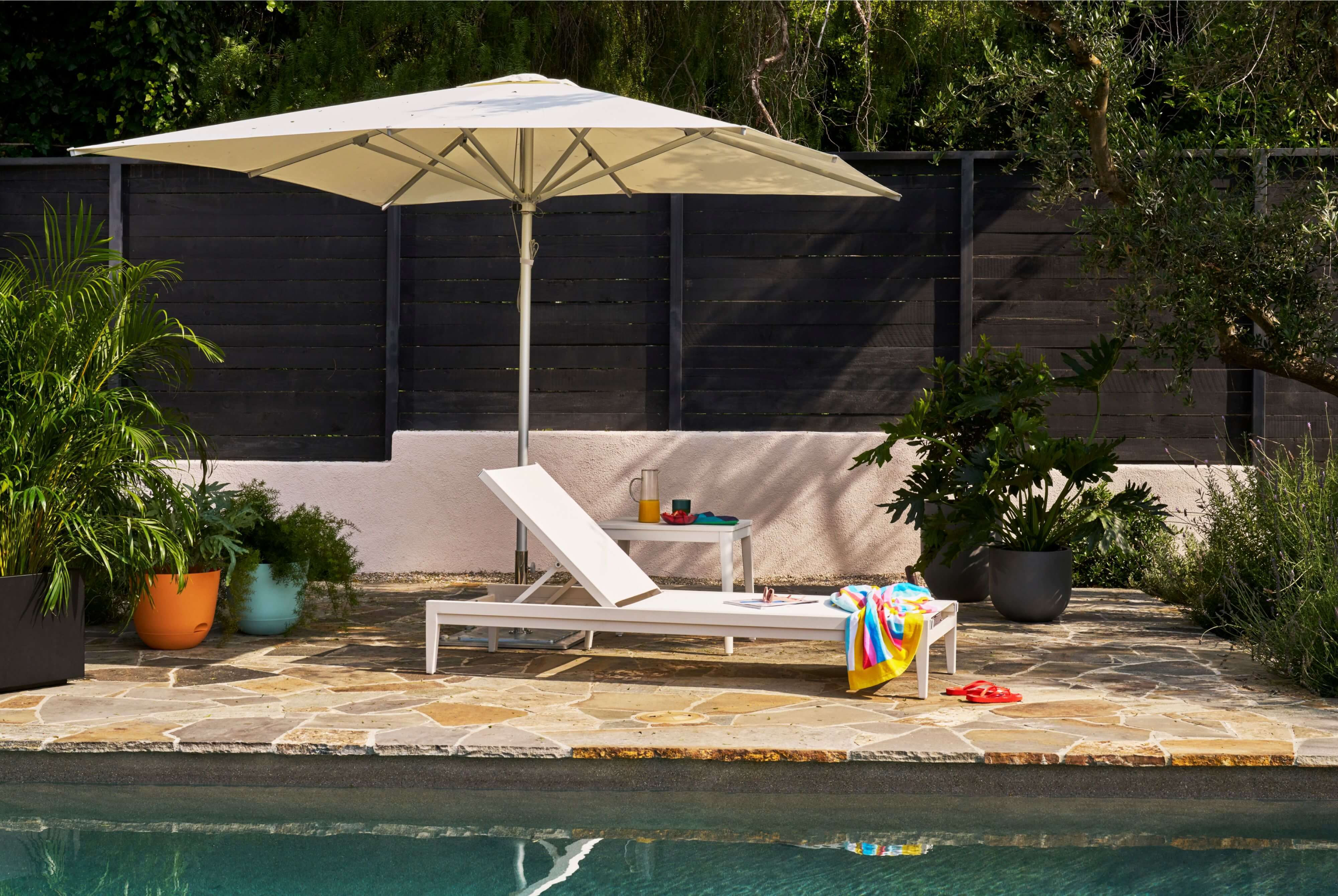 Marine-Grade Aluminum Outdoor Umbrella #style_square - white