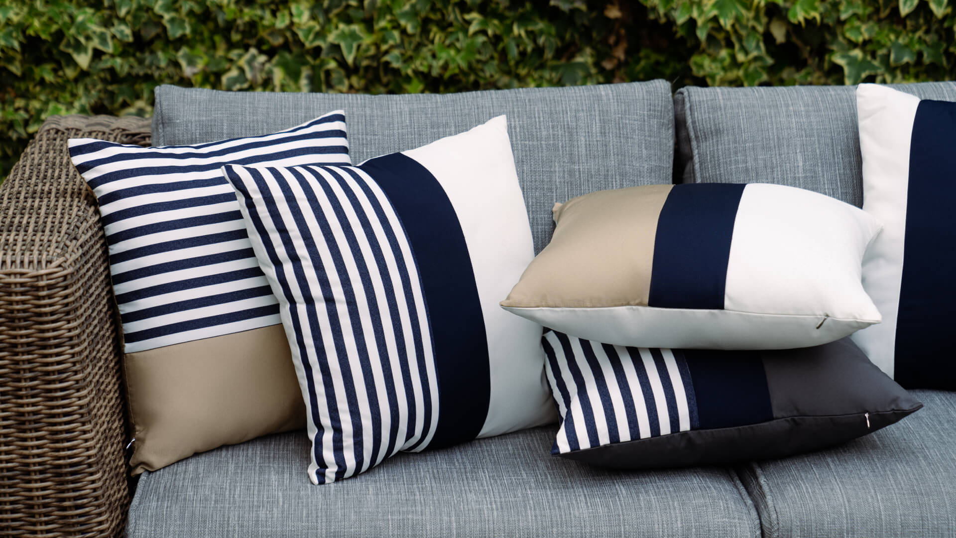 How to Clean Your Outdoor Throw Pillows