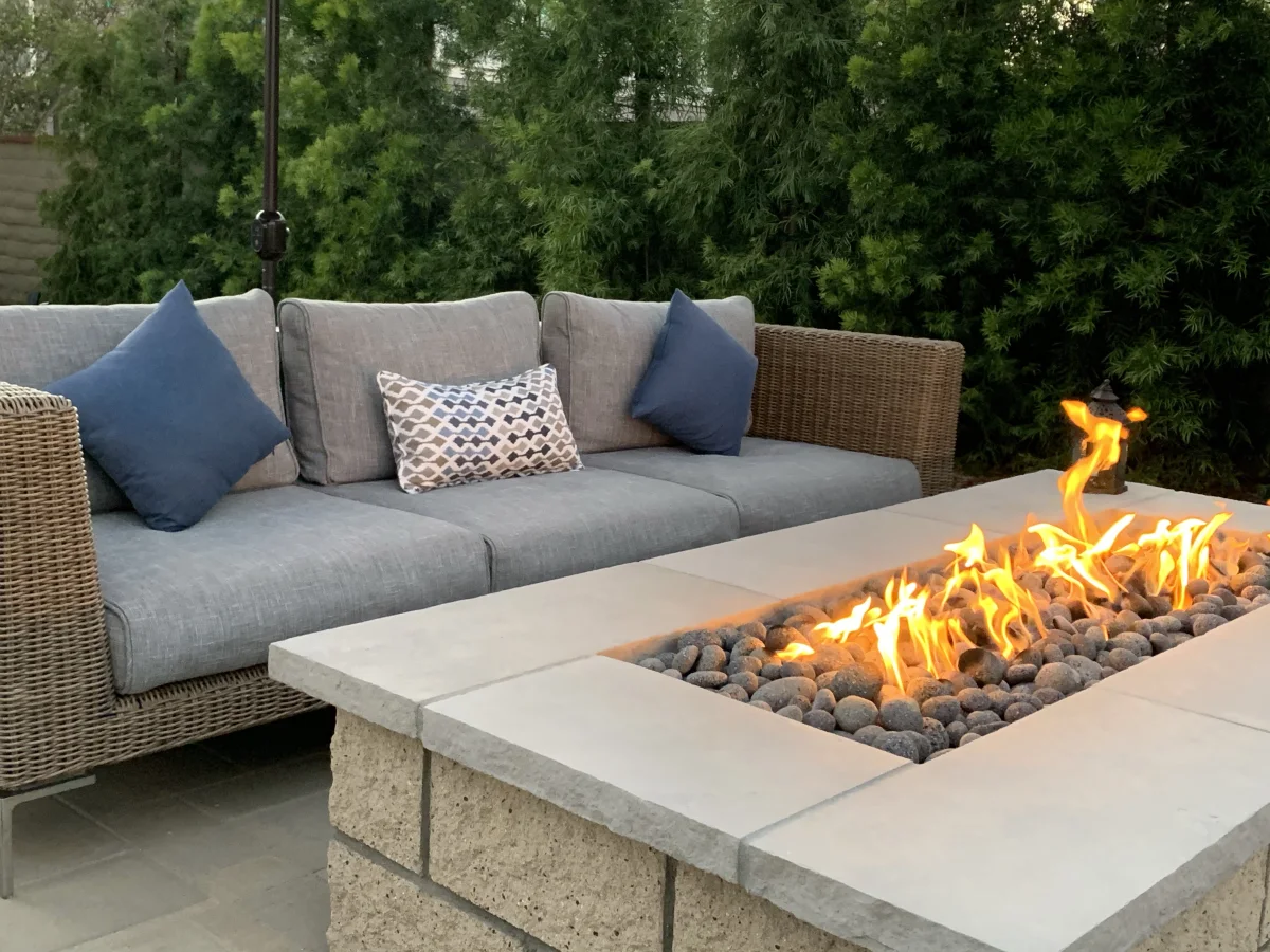 10 DIY Backyard Fire Pit Ideas: Simple, Low-Cost Outdoor Designs