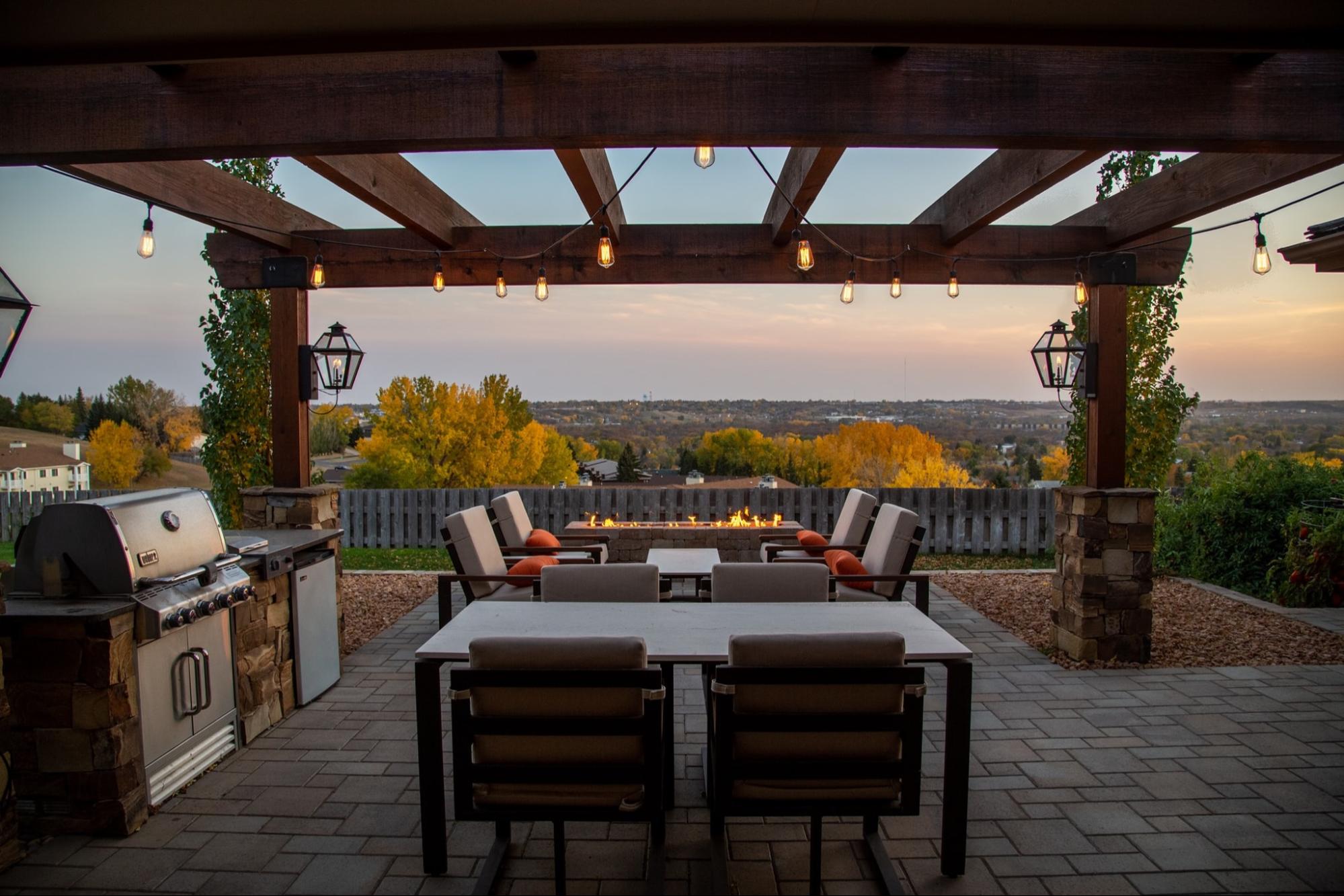 How To Choose The Right Outdoor Dining Chairs