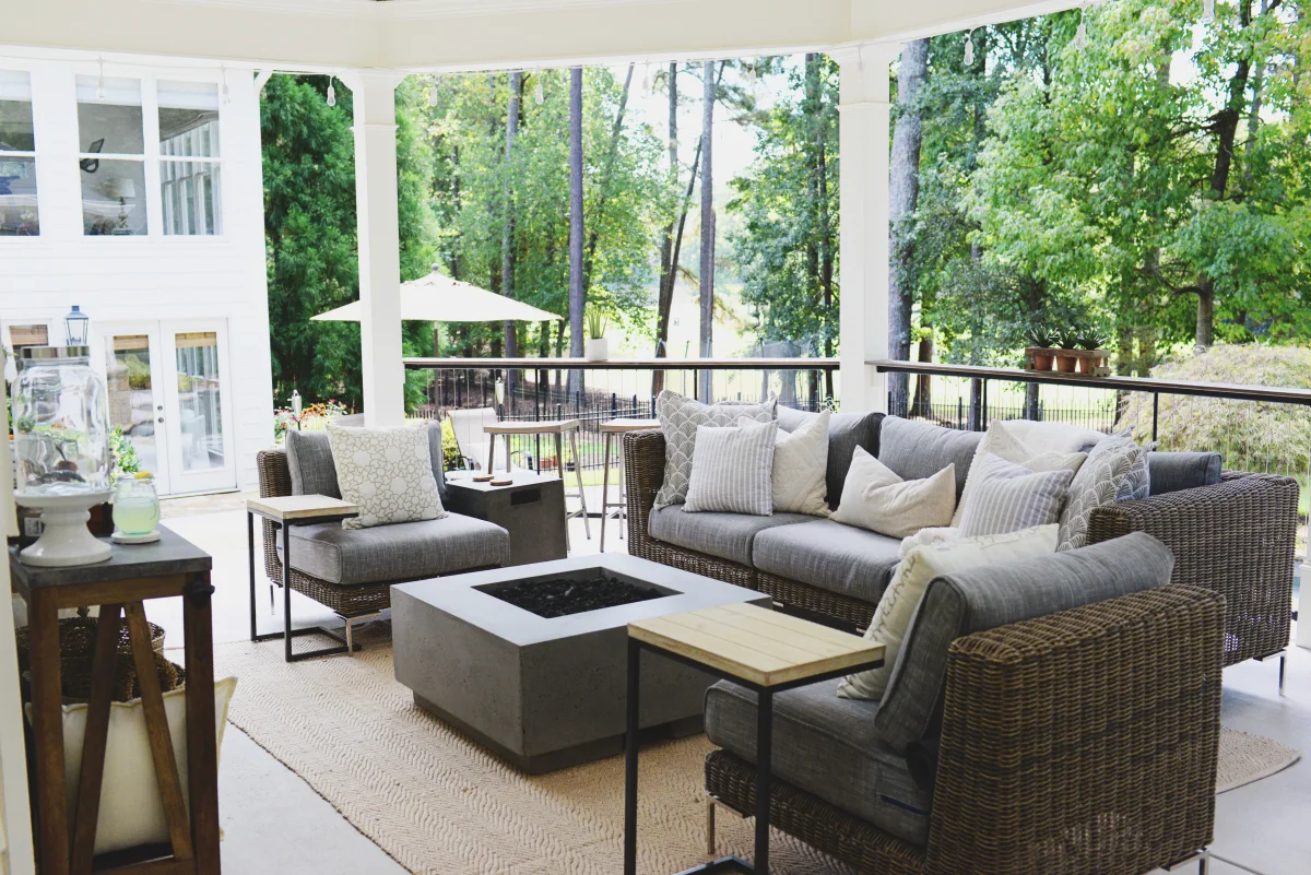 How To Choose The Best Outdoor Wicker Furniture For Your Backyard