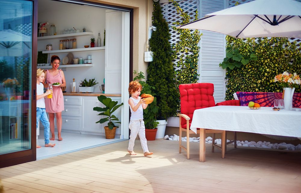 Top Features To Look For In Patio And Outdoor Dining Sets