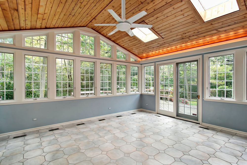 Best Sunroom Furniture: Sofas, Sets & Ideas | Outer