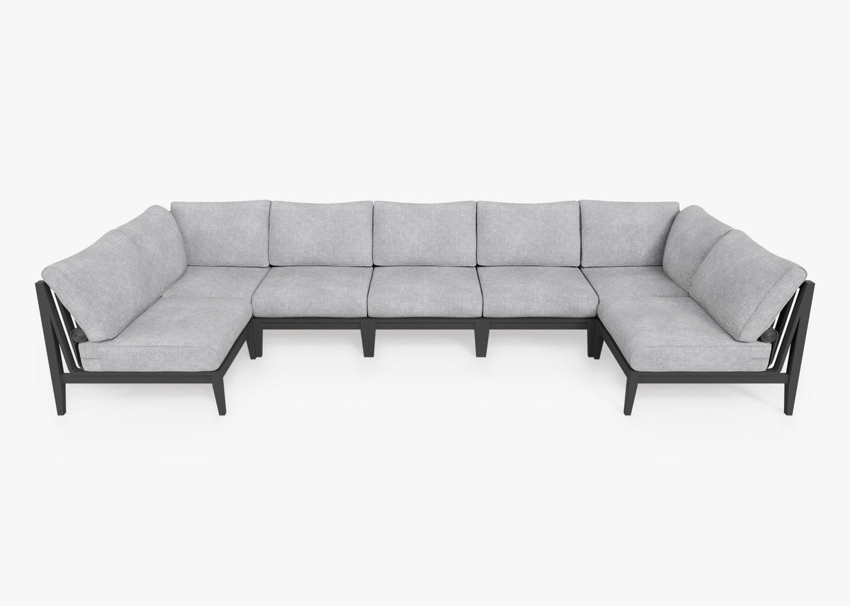 7-seat U-shaped outdoor sectional