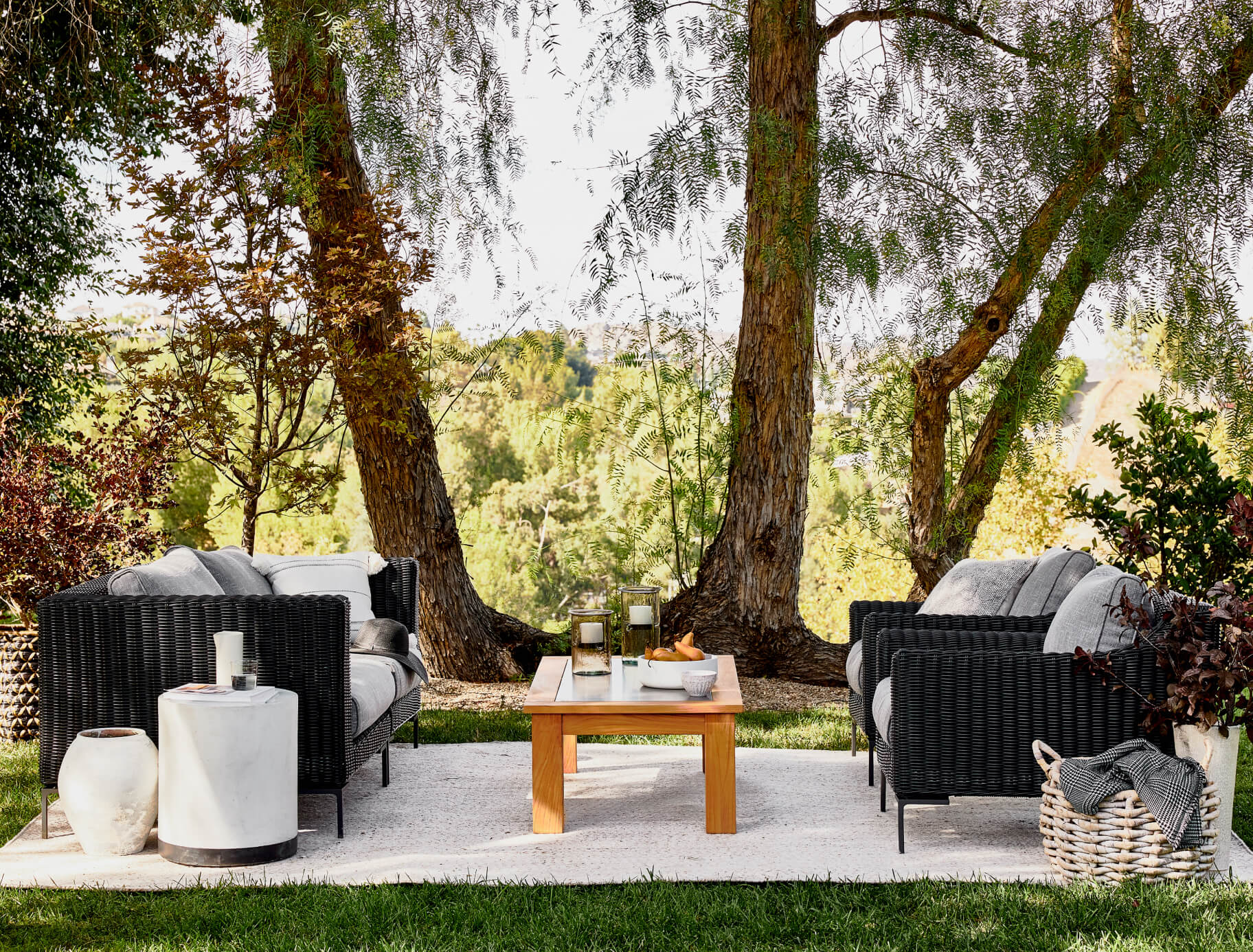 Black Wicker Outdoor U Sectional - 8 Seat dimensions in inches, also listed under Dimensions and Weights. #color_pacific fog gray